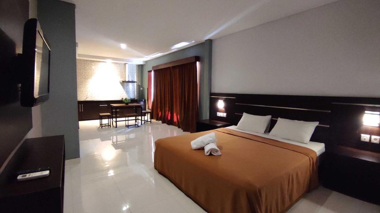 Hotel Gempita House Bali Legian Esterno foto